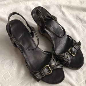 Brown Aerosole Wedges sz 8
